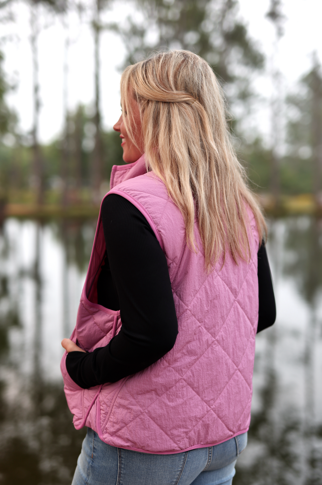 Outbound Quilted Puffer Vest - (Dusty Rose)