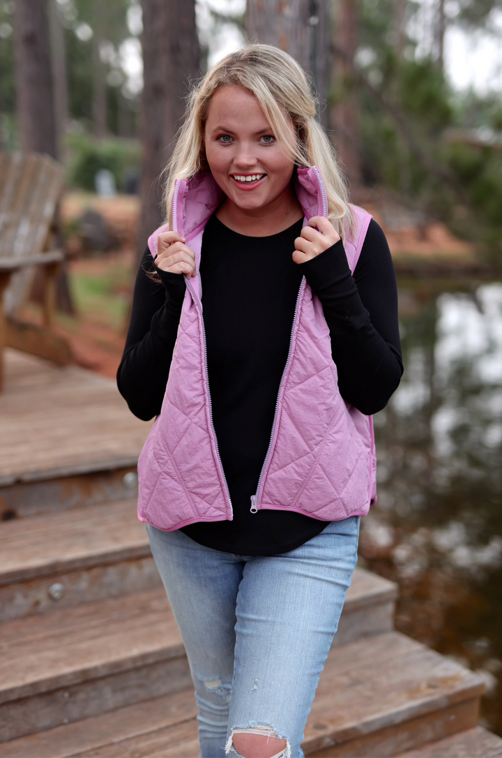 Outbound Quilted Puffer Vest - (Dusty Rose)